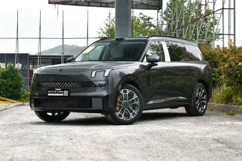 2025 Lynk & Co 900 1.5T Ultra exported from China