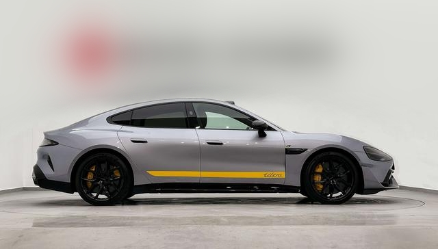 【AIC-JAN02】Xiaomi SU7 Ultra 2025 Standard Edition | Chinese Used Car Exporter