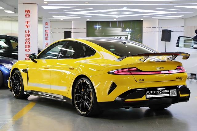 【AIC-JAN03】Xiaomi SU7 Ultra 2025 Standard Edition | Chinese Used Car Exporter