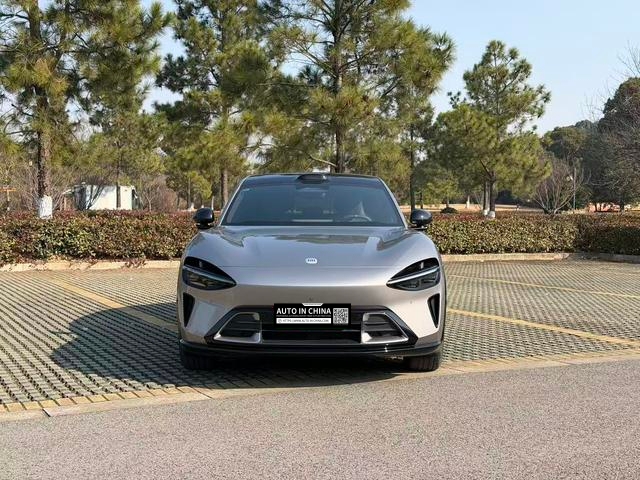 【AIC-JAN07】Xiaomi YU7 2025 Model: Long Battery Life High-Performance All-Wheel Drive Max Edition | Chinese Used Car Exporter