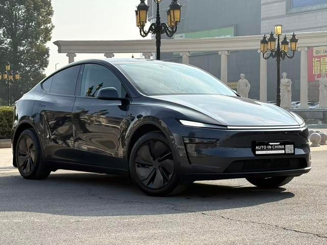 【AIC-JAN42】Tesla Model Y 2025 Rear-Wheel Drive First Edition| Chinese Used Car Exporter