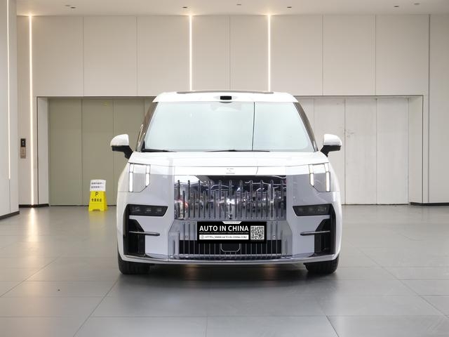 【AIC-JAN11】ZEEKR 009 2024 Seven-Seat Aisle Version 2WD 108 kWh | Chinese Used Car Exporter