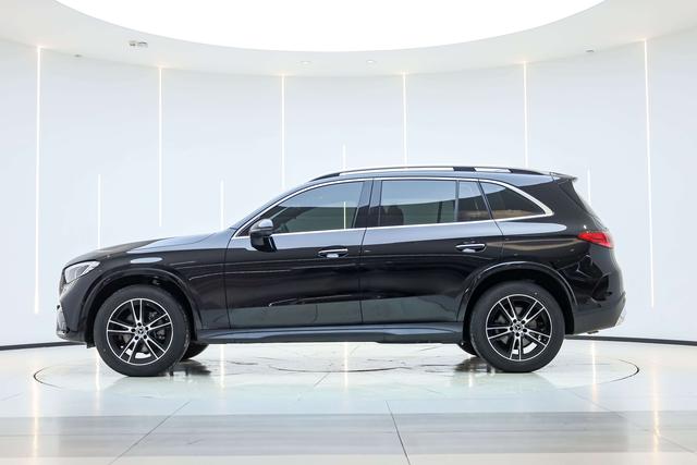 【AIC-JAN19】2025 Mercedes-Benz GLC Facelift: GLC 260 L 4MATIC Luxury 5-seater| Chinese Used Car Exporter