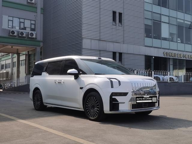 【AIC-JAN11】ZEEKR 009 2024 Model 7-Seat Aisle Version 2WD 108kWh | Chinese Used Car Exporter