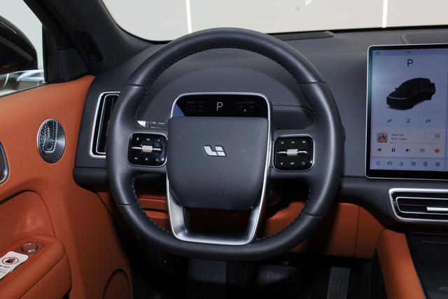 【AIC-JAN31】Li Auto L8 2025 Ultra Smart Upgrade Edition | Chinese Used Car Exporter