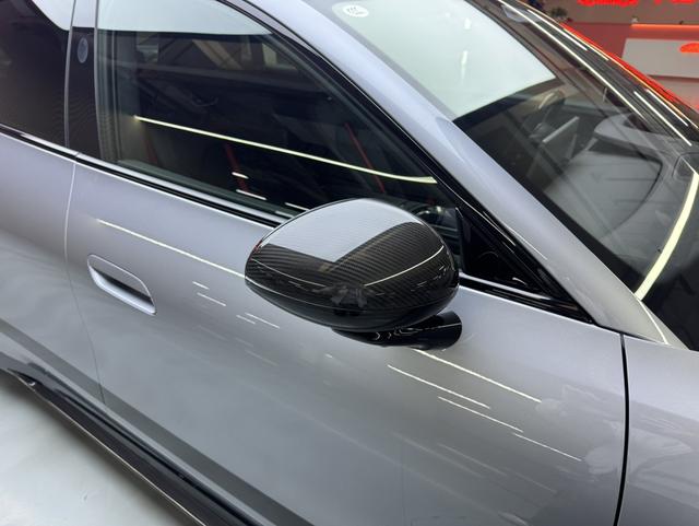 【AIC-JAN02】Xiaomi SU7 Ultra 2025 Standard Edition | Chinese Used Car Exporter