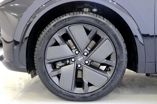 【AIC-JAN30】Li Auto L7 2025 Ultra Smart Upgrade Edition | Chinese Used Car Exporter