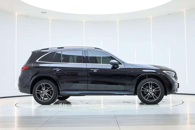 【AIC-JAN19】2025 Mercedes-Benz GLC 260 L 4MATIC Luxury 5-seater| Chinese Used Car Exporter