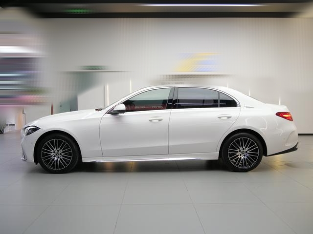【AIC-JAN16】Mercedes-Benz V-Class 2024 V 300 L ระยะฐานล้อยาว Luxury Edition| ผู้ส่งออกรถยนต์ใช้แล้วของจีน