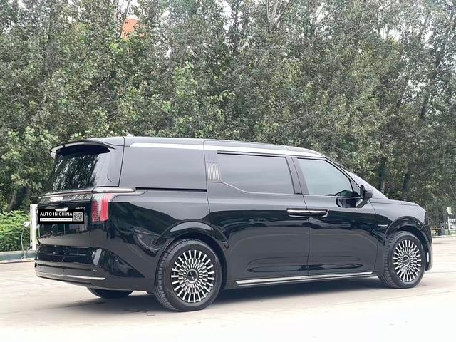 【AIC-JAN12】ZEEKR 009 2024 Model 7-Seat Aisle Version 2WD 108kWh | Chinese Used Car Exporter