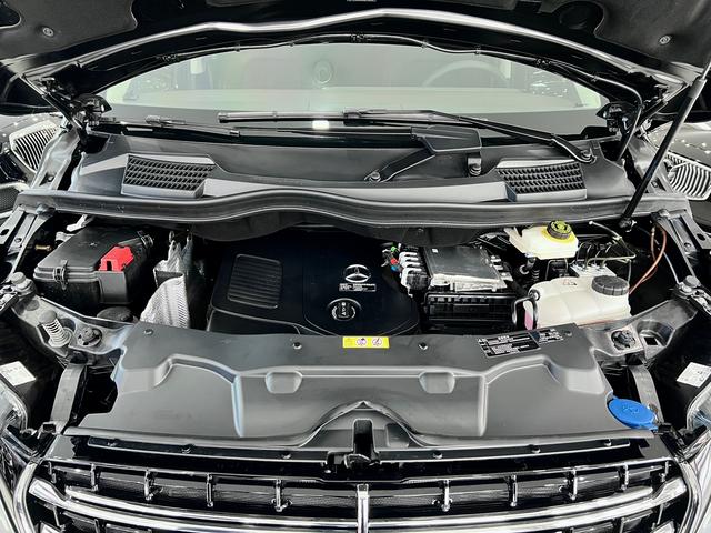 【AIC-JAN26】Mercedes-Benz V-Class 2024 V 300 L Long Wheelbase Luxury Edition| Chinese Used Car Exporter