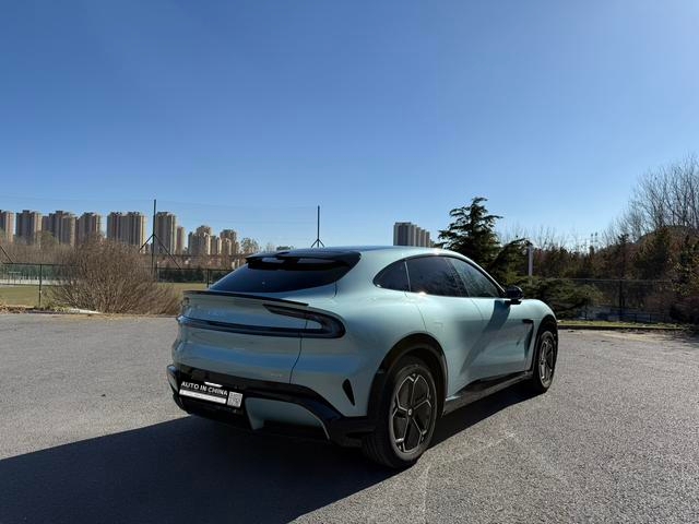 【AIC-JAN06】Xiaomi YU7 2025 Model – Long Battery Life Rear-Wheel Drive Edition | Chinese Used Car Exporter