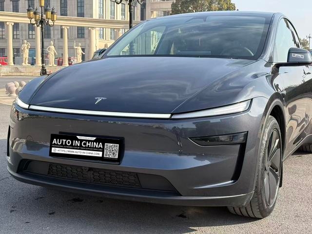 【AIC-JAN42】Tesla Model Y 2025 Rear-Wheel Drive First Edition| Chinese Used Car Exporter