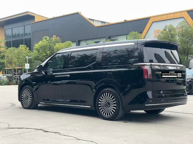 【AIC-JAN12】ZEEKR 009 2024 Model 7-Seat Aisle Version 2WD 108kWh | Chinese Used Car Exporter