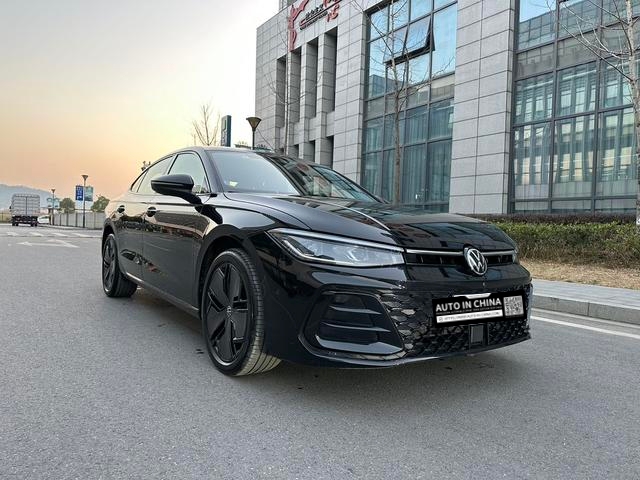 【AIC-JAN53】Volkswagen Passat Pro 2025 380TSI Starry Sky Supreme EditionI Starry Sky Edition| Chinese Used Car Exporter
