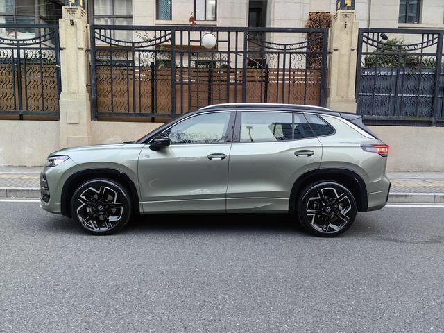 【AIC-JAN61】Volkswagen Tayron 2025 Tayron L 380TSI AWD Luxury Edition| Chinese Used Car Exporter