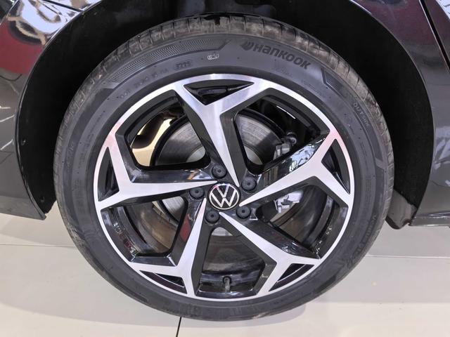 【AIC-JAN54】Volkswagen Passat 2025 Edición excepcional 380TSI Edición Longteng| Exportador chino de autos usados