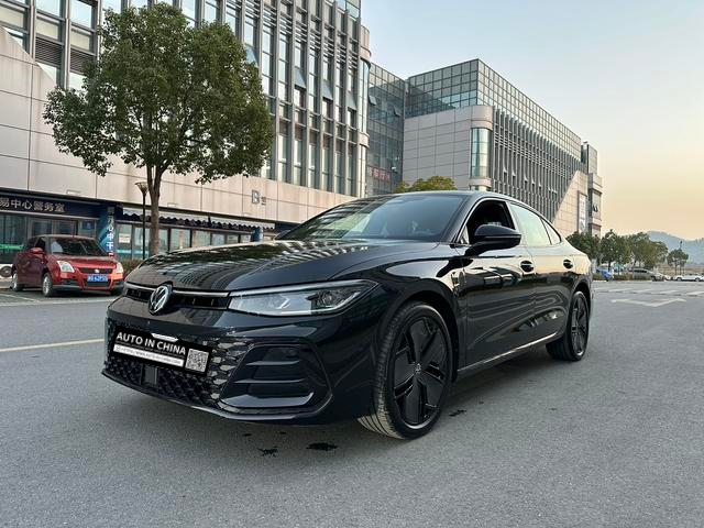 【AIC-JAN53】Volkswagen Passat Pro 2025 380TSI Starry Sky Supreme EditionI Starry Sky Edition| Chinese Used Car Exporter