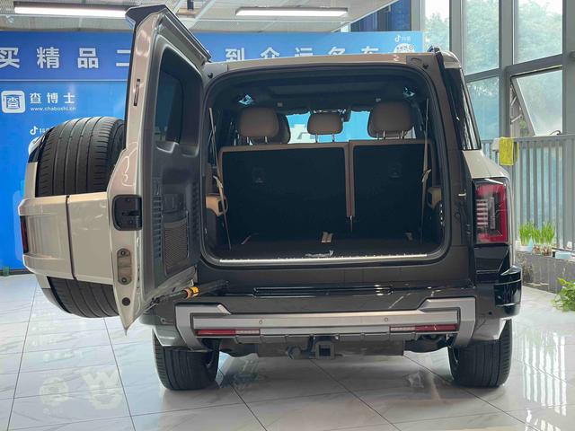 【AIC-JAN76】Fengcheng Leopard 8 2025 Smart & Brave Flagship Edition 7-Seat| Chinese Used Car Exporter