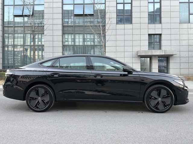 【AIC-JAN53】Volkswagen Passat Pro 2025 380TSI Starry Sky Supreme EditionI Starry Sky Edition| Chinese Used Car Exporter