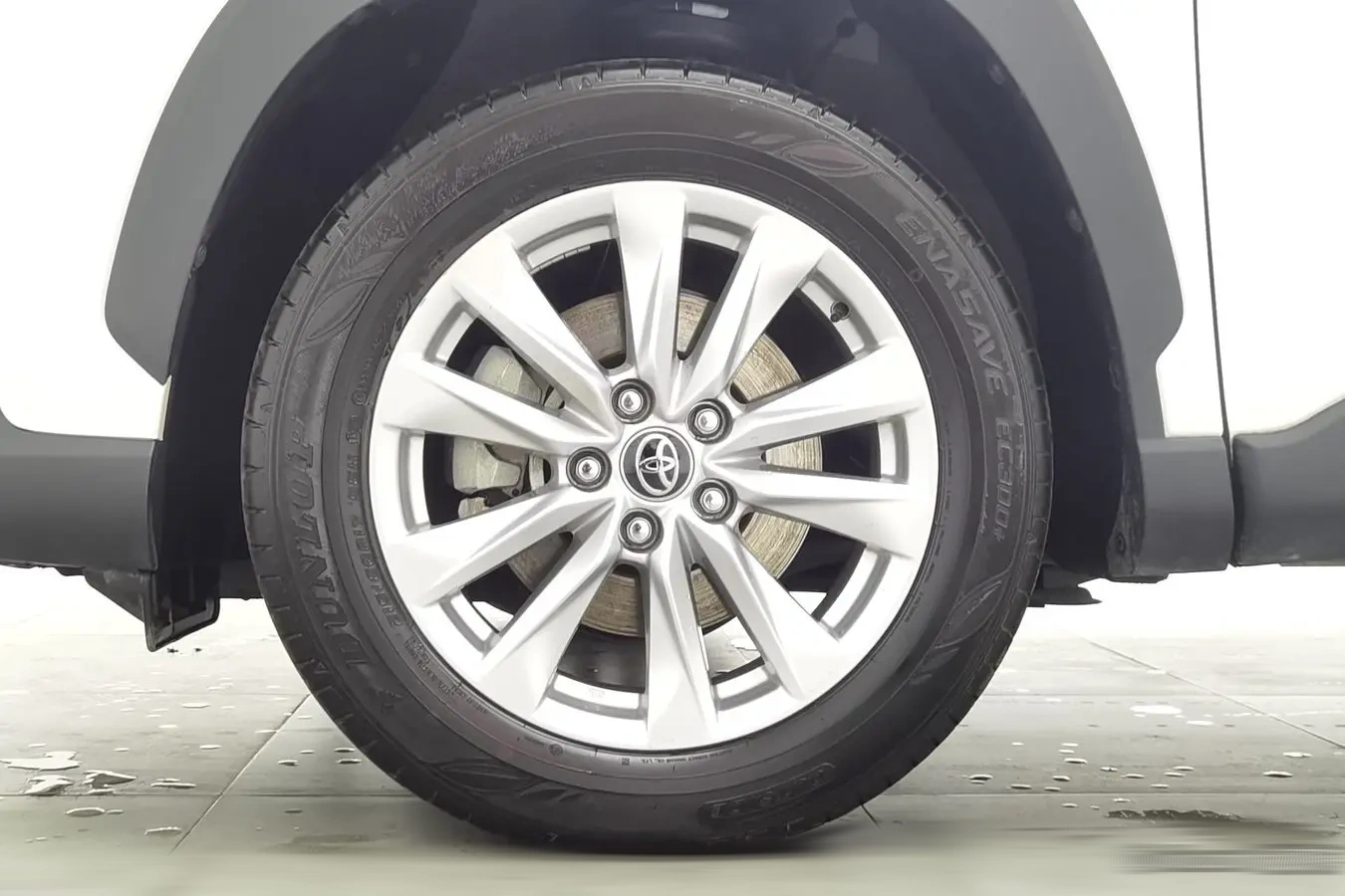 【AIC-JAN50】Toyota Corolla Cross 2024 2.0L Hybrid CVT Pioneer Edition| Chinese Used Car Exporter