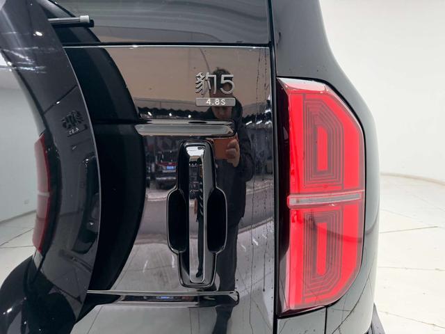 【AIC-JAN75】Fangchengbao Leopard 5 2025 Laser Qiankun Intelligent Driving Edition| Chinese Used Car Exporter