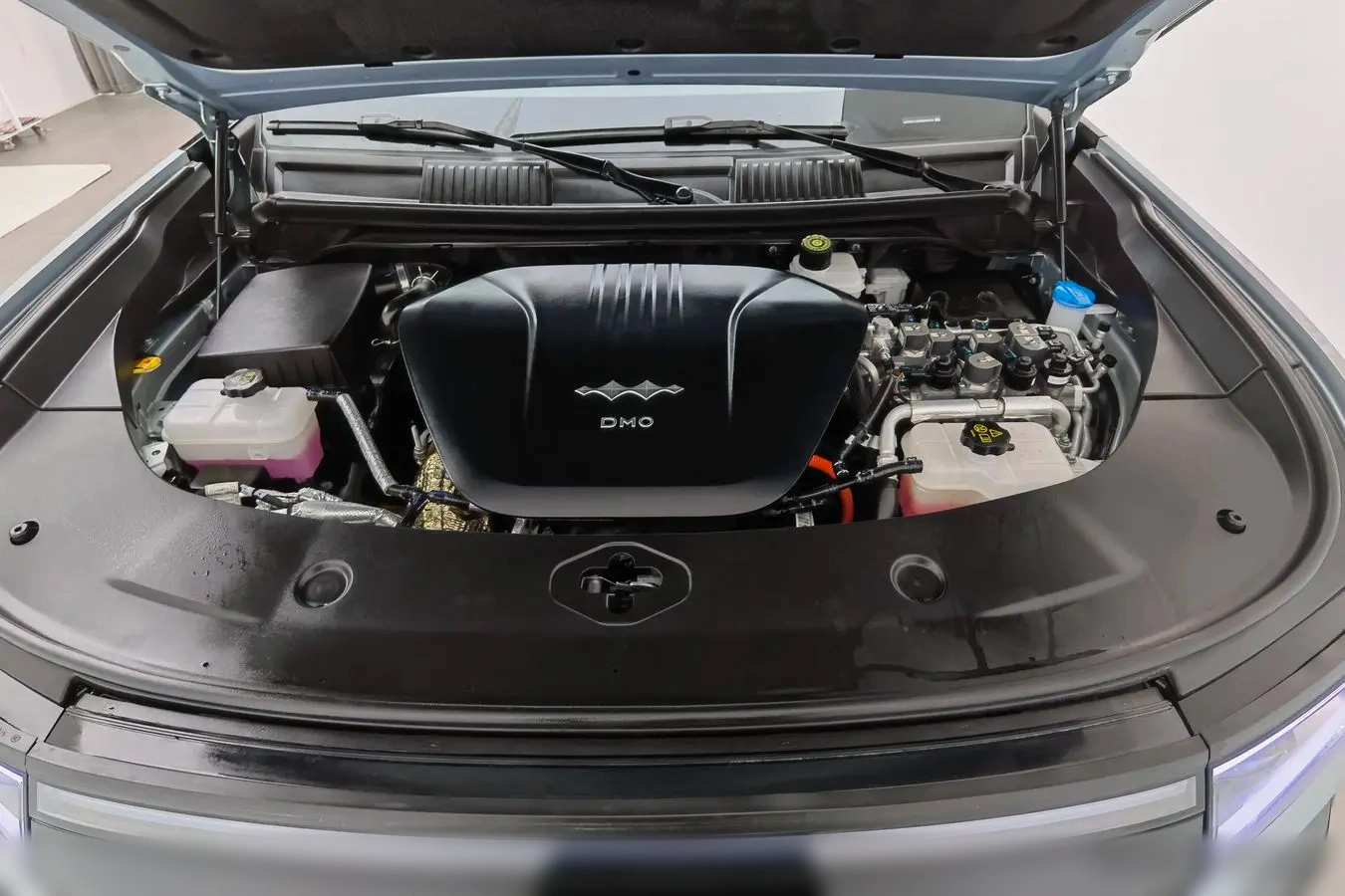 【AIC-JAN78】Fengcheng Leopard 8 2025 Smart & Brave Flagship Edition 7-Seat| Chinese Used Car Exporter