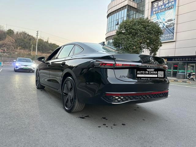 【AIC-JAN53】Volkswagen Passat Pro 2025 380TSI Starry Sky Supreme EditionI Starry Sky Edition| Chinese Used Car Exporter