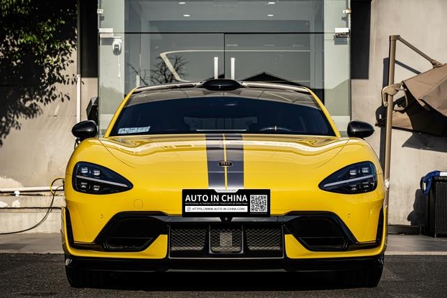 【AIC-MAR10】Xiaomi SU7 Ultra 2025 Standard Edition | Chinese Used Car Exporter