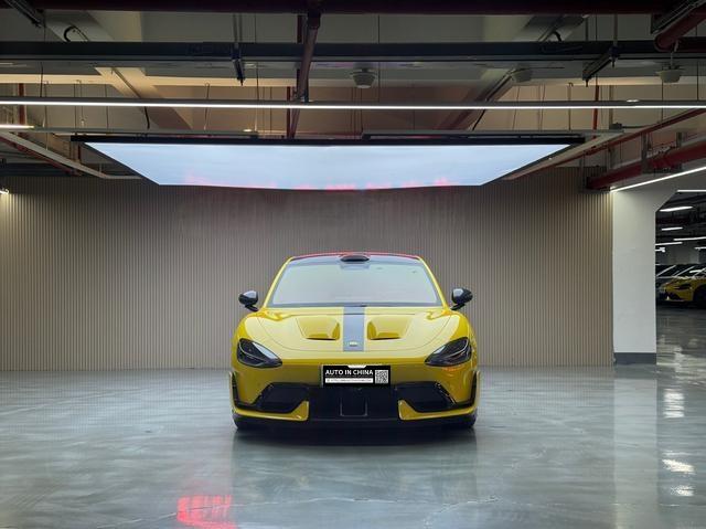 【AIC-MAR26】Xiaomi SU7 Ultra 2025 Standard Edition | Chinese Used Car Exporter