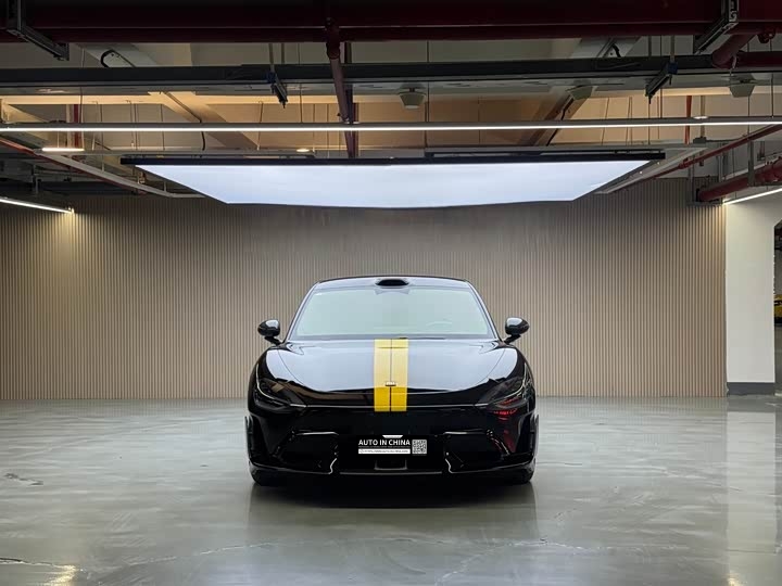 【AIC-MAR38】Xiaomi SU7 Ultra 2025 Standard Edition | Chinese Used Car Exporter