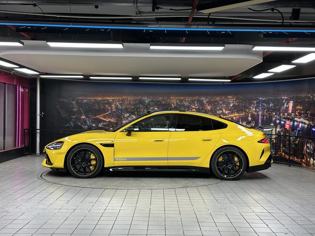 【AIC-MAR13】Xiaomi SU7 Ultra 2025 Standard Edition | Chinese Used Car Exporter