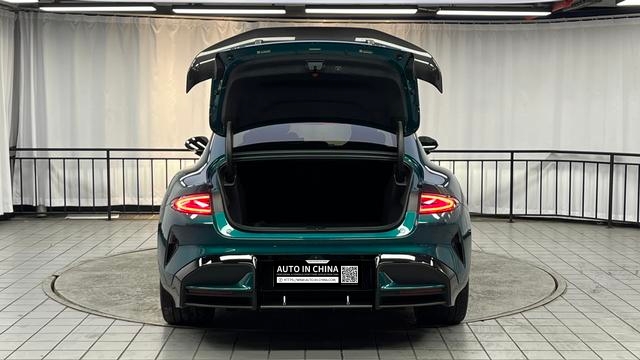 【AIC-MAR24】Xiaomi SU7 Ultra 2025 Standard Edition | Chinese Used Car Exporter