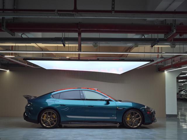 【AIC-MAR31】Xiaomi SU7 Ultra 2025 Standard Edition | Chinese Used Car Exporter