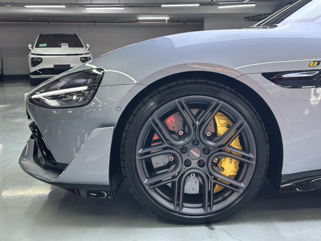 【AIC-MAR39】Xiaomi SU7 Ultra 2025 Standard Edition | Chinese Used Car Exporter