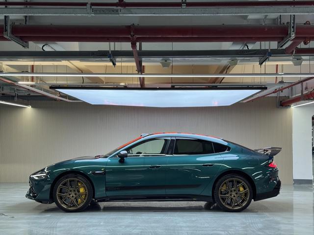 【AIC-MAR61】Xiaomi SU7 Ultra 2025 Standard Edition | Chinese Used Car Exporter