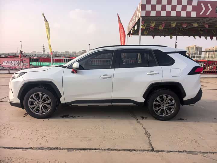 【AIC-MAR05】Toyota RAV4 2024 2.0L CVT 2WD Fashion Plus Edition| Chinese Used Car Exporter
