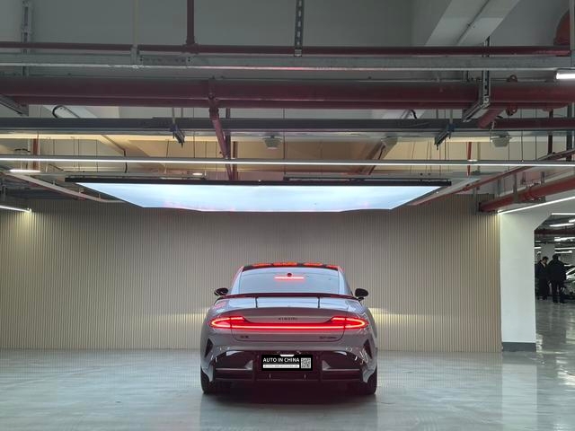 【AIC-MAR39】Xiaomi SU7 Ultra 2025 Standard Edition | Chinese Used Car Exporter