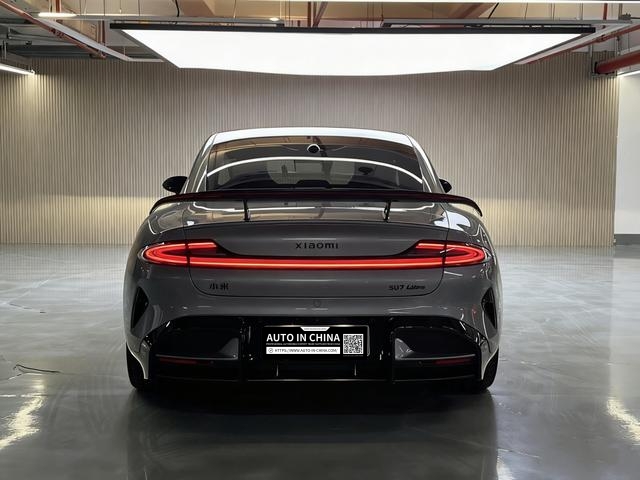 【AIC-MAR45】Xiaomi SU7 Ultra 2025 Standard Edition | Chinese Used Car Exporter