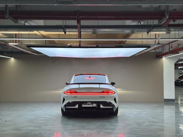 【AIC-MAR47】Xiaomi SU7 Ultra 2025 Standard Edition | Chinese Used Car Exporter