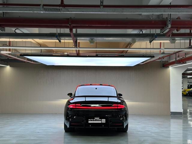 【AIC-MAR62】Xiaomi SU7 Ultra 2025 Standard Edition | Chinese Used Car Exporter