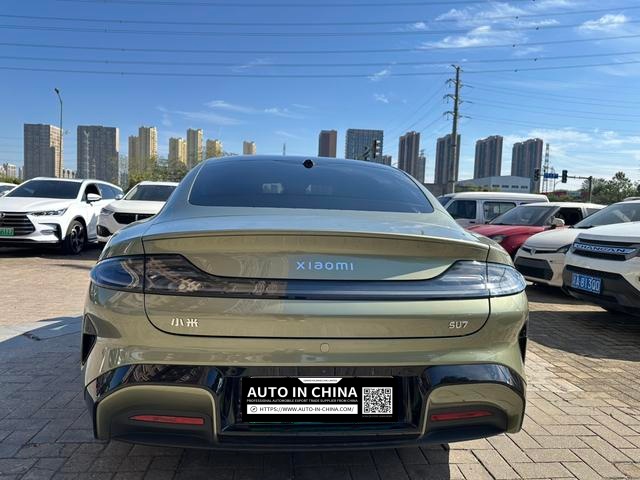 【AIC-MAR67 】شاومي SU7 2024 الإصدار القياسي طويل المدى بالدفع بالعجلات الخلفية | مصدر السيارات الصينية المستعملة