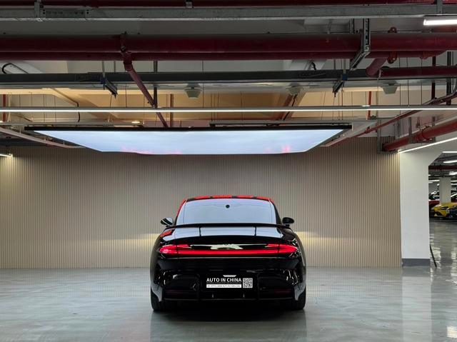 【AIC-MAR21】Xiaomi SU7 Ultra 2025 Standard Edition | Chinese Used Car Exporter