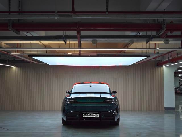 【AIC-MAR31】Xiaomi SU7 Ultra 2025 Standard Edition | Chinese Used Car Exporter