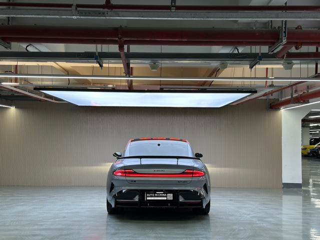 【AIC-MAR37】Xiaomi SU7 Ultra 2025 Standard Edition | Chinese Used Car Exporter