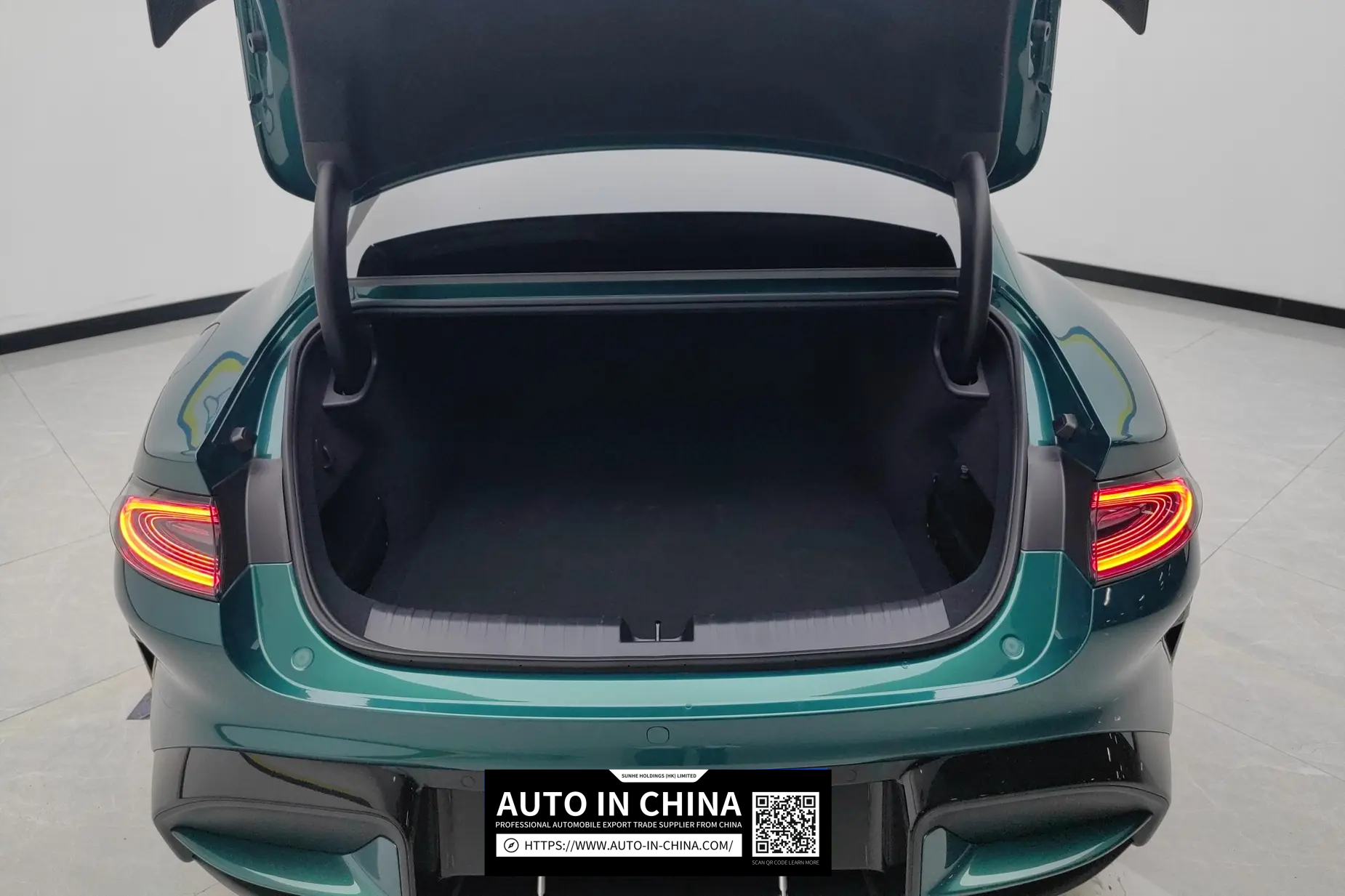 【AIC-MAR14】Xiaomi SU7 Ultra 2025 Standard Edition | Chinese Used Car Exporter