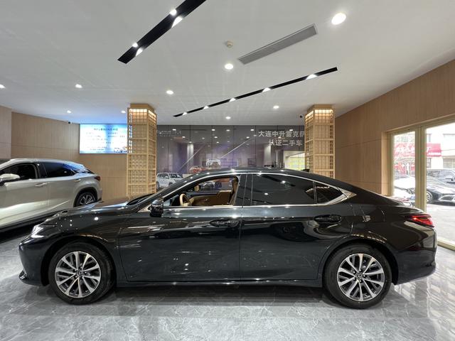 【AIC-APR139】2025 Lexus ES 200 Premium Enjoyment Edition| Chinese Used Car Exporter