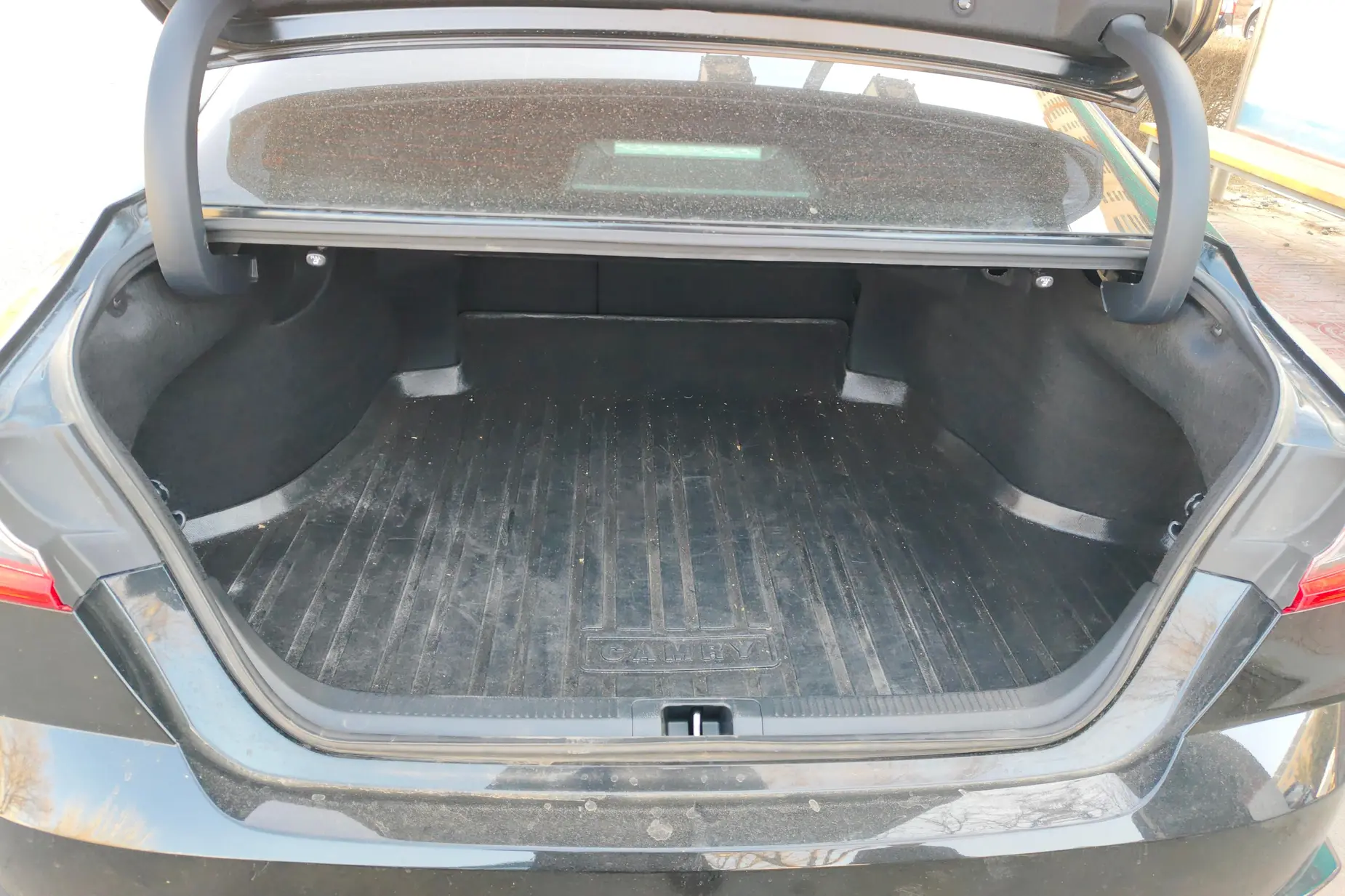 【AIC-APR125】2026 Toyota Camry Hybrid 2.0HSE Sport Lite Edition| Chinese Used Car Exporter