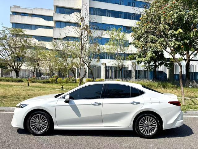 【AIC-APR95】Toyota Camry 2024 2.0Edição de luxo GVP| Exportador Chinês de Carros Usados