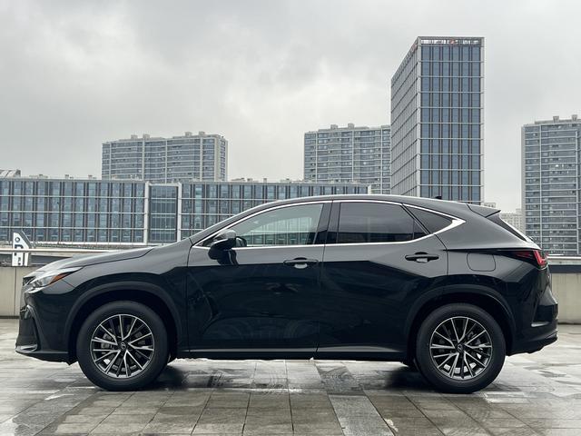 【AIC-APR133】Lexus NX 2025 200 Front-Wheel Drive FUN Edition| Chinese Used Car Exporter